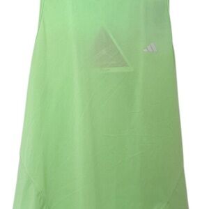 Adidas Women’s WTR D4T Green Women’s size M NWT